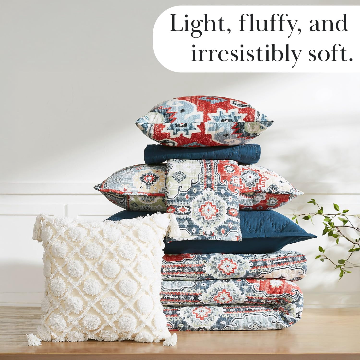 Southshore Fine Living, Inc. Oversized King Quilt Bedding Set 7-Pieces with 2 Pillow Shams, 2 Euro Shams, 2 Throw Pillows, Boho Bedding Set for King and California King Beds, Kilim Blue & Red