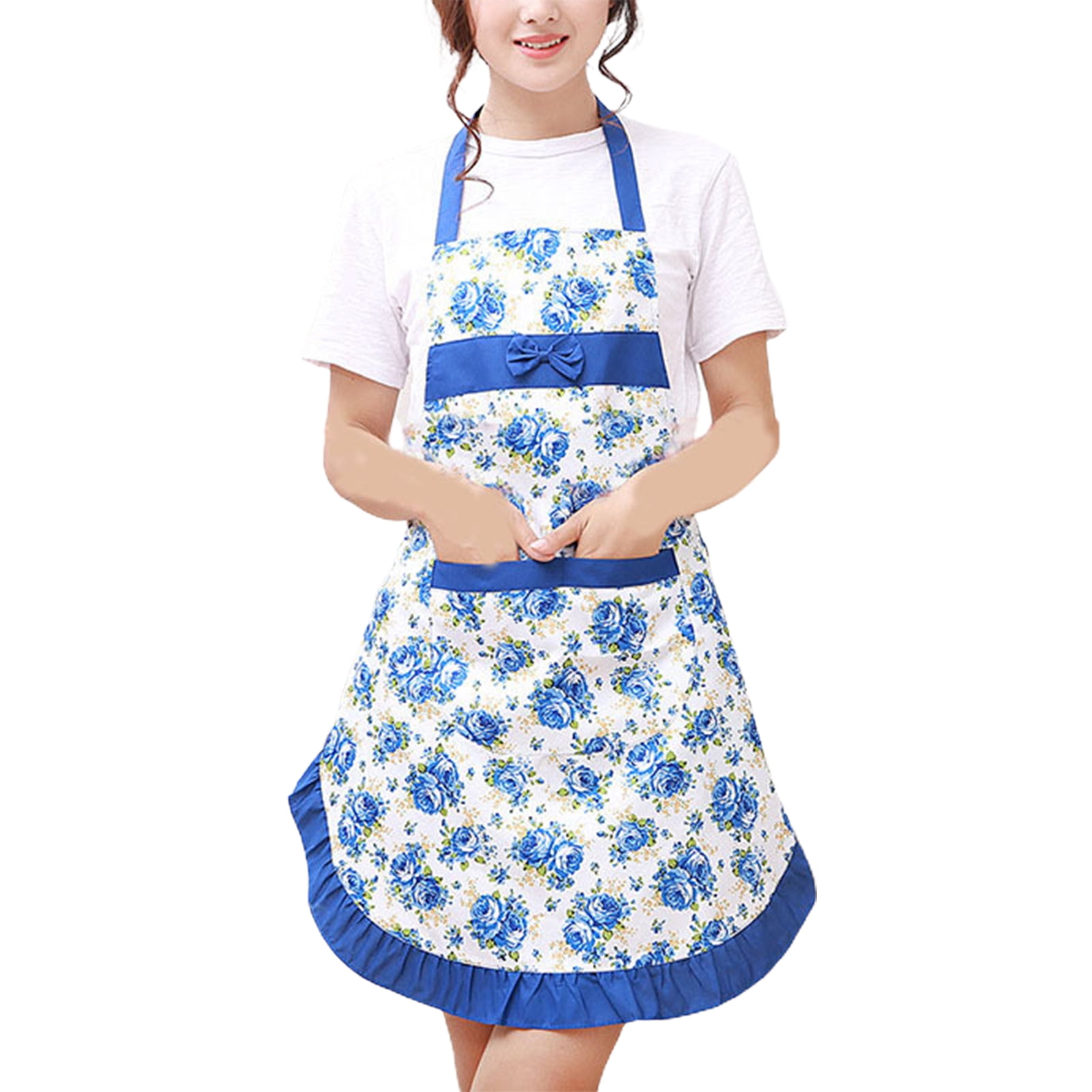Thank you @Laney for my beautiful blue & white polka dot egg-apron! Or