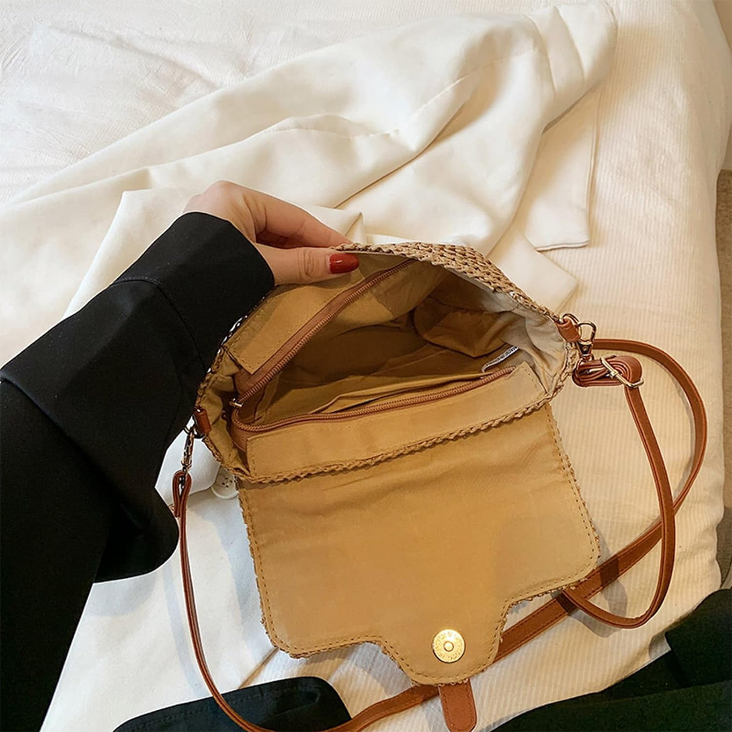 Straw Purses for Women, Summer Straw Crossbody Bag Purses Woven Straw Beach Bag for Vacation
