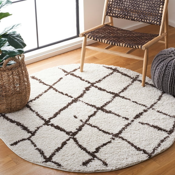 SAFAVIEH Berber Bentley Geometric Shag Area Rug, Creme/Brown, 5'1" x 5'1" Round