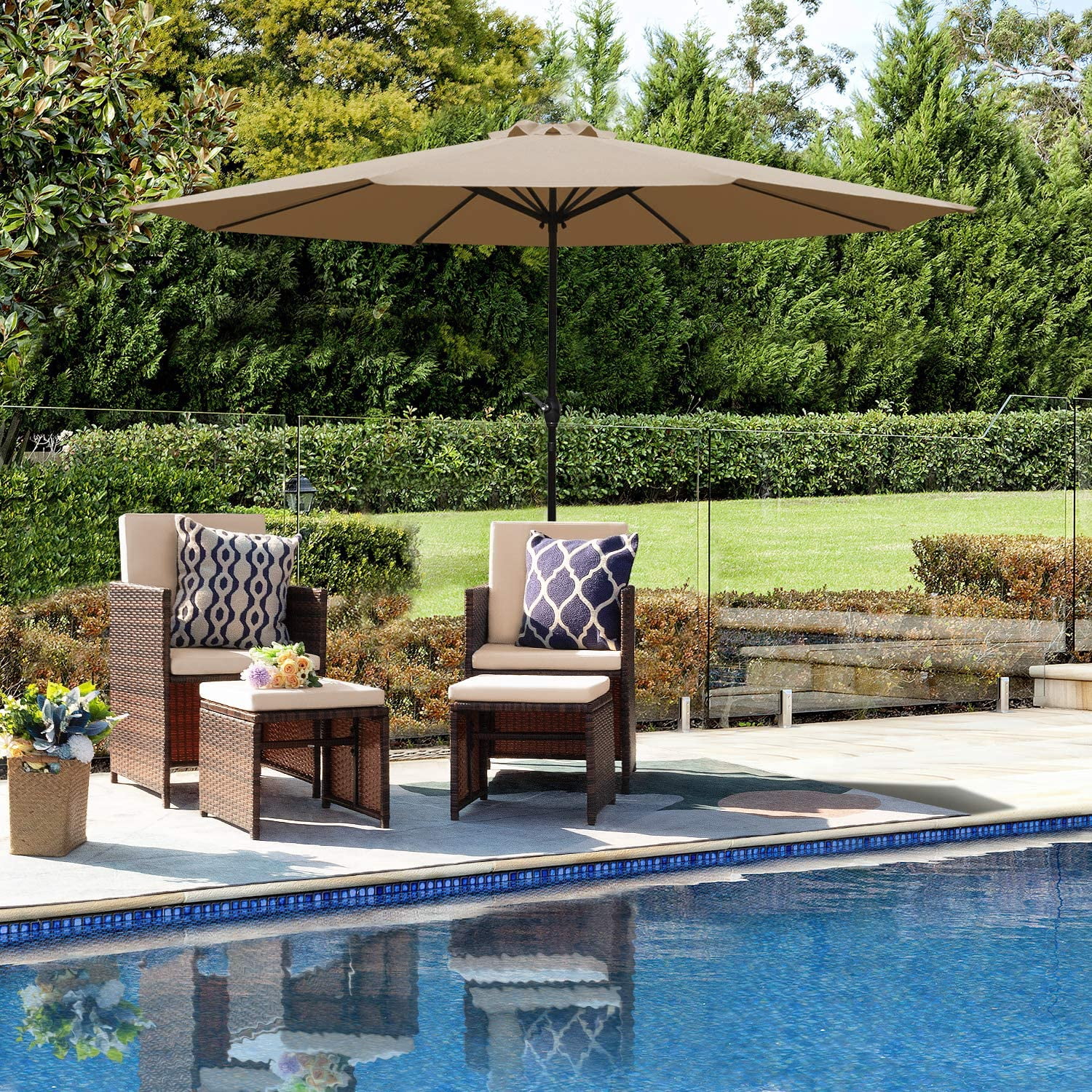 Vineego 5 Pieces Wicker Outdoor Patio Furniture Set Patio Chairs with Umbrella and Ottoman(Beige)