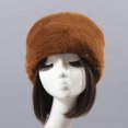 thumbnail image 1 of Gorro plano redondo de piel de conejo de imitación de otoño e invierno, gorro corto de felpa con pelo grueso y sin ala para mujeres mayores, 1 of 1