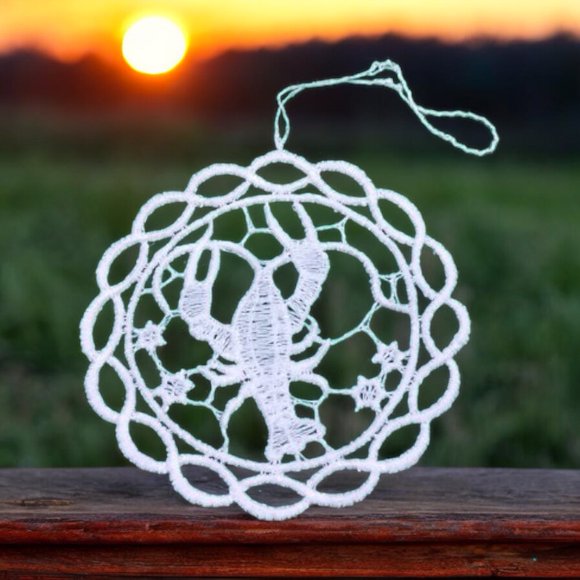 Zodiac Lace Ornament Cancer