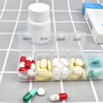 thumbnail image 2 of Pastillero organizador de 7 días, pastillero para tomar una sola vez al día, estuche de almacenamiento para medicamentos, suplementos, vitaminas y aceite de hígado de bacalao, color blanco, 2 of 4