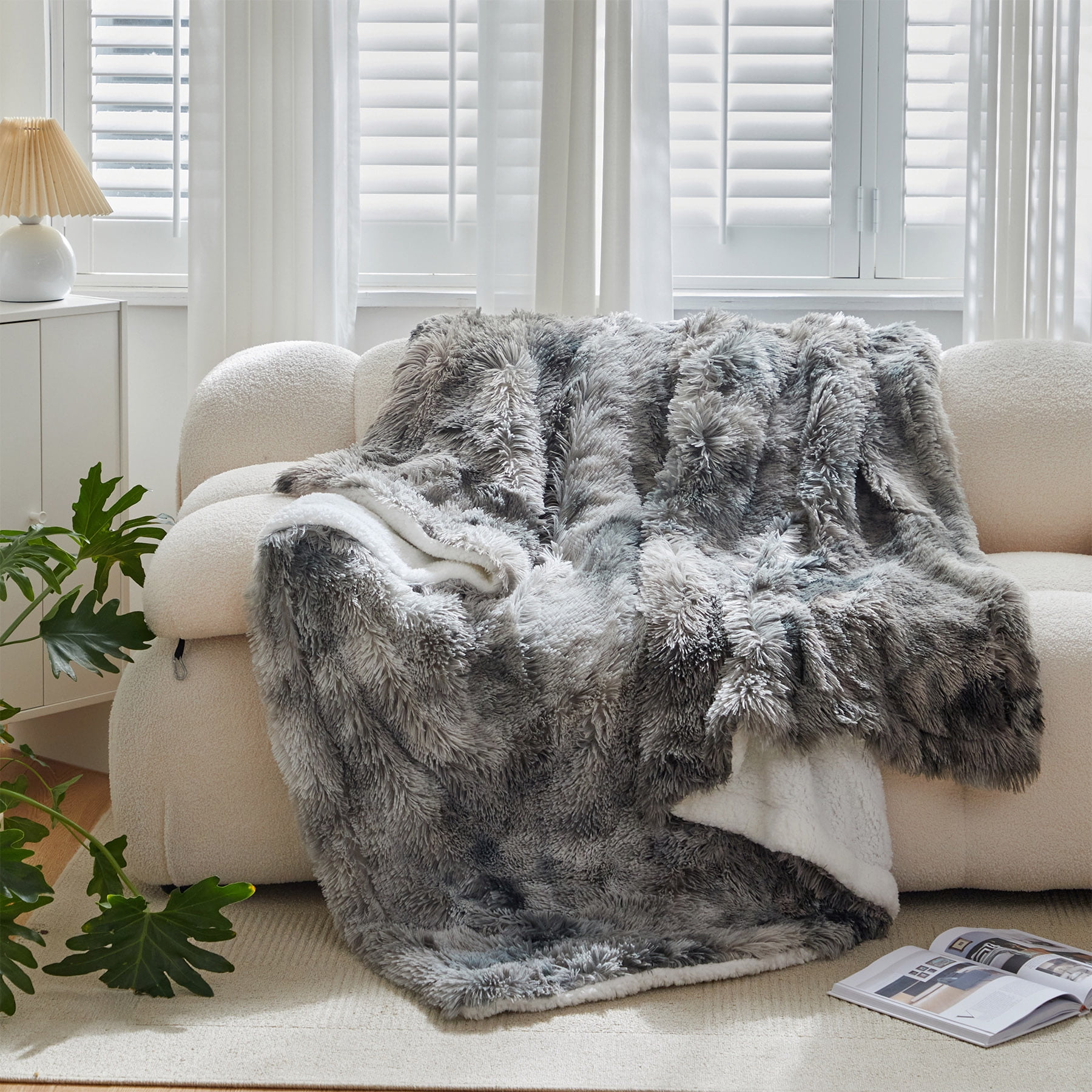 Wajade Shaggy Faux Fur Throw Blanket, Super Soft Plush TieDye Blanket