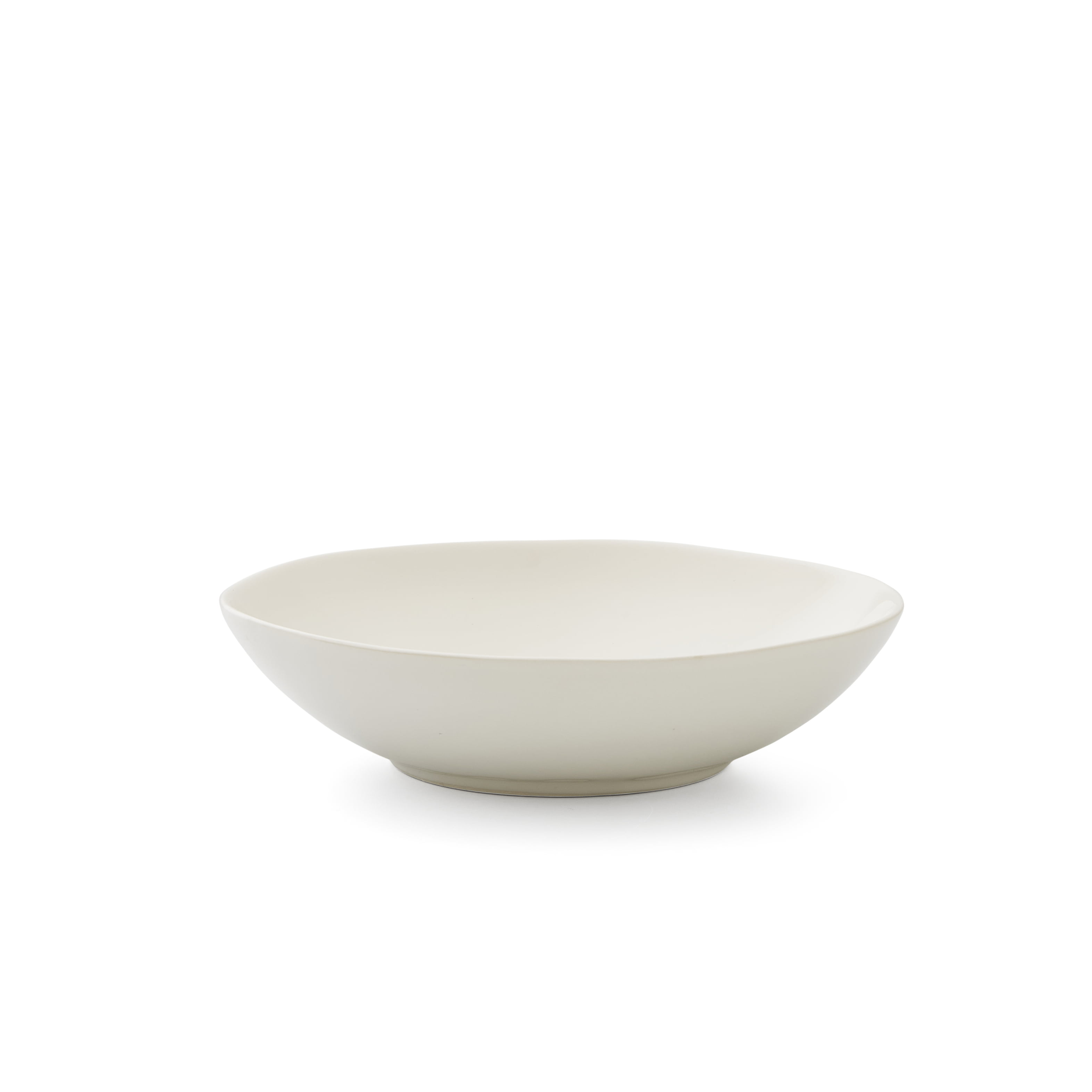12 by 12 by 1-3/4-Inch 12-Pack CAC China REC-121 Rolled Edge 18-Ounce American White Stoneware Round Pasta Bowl