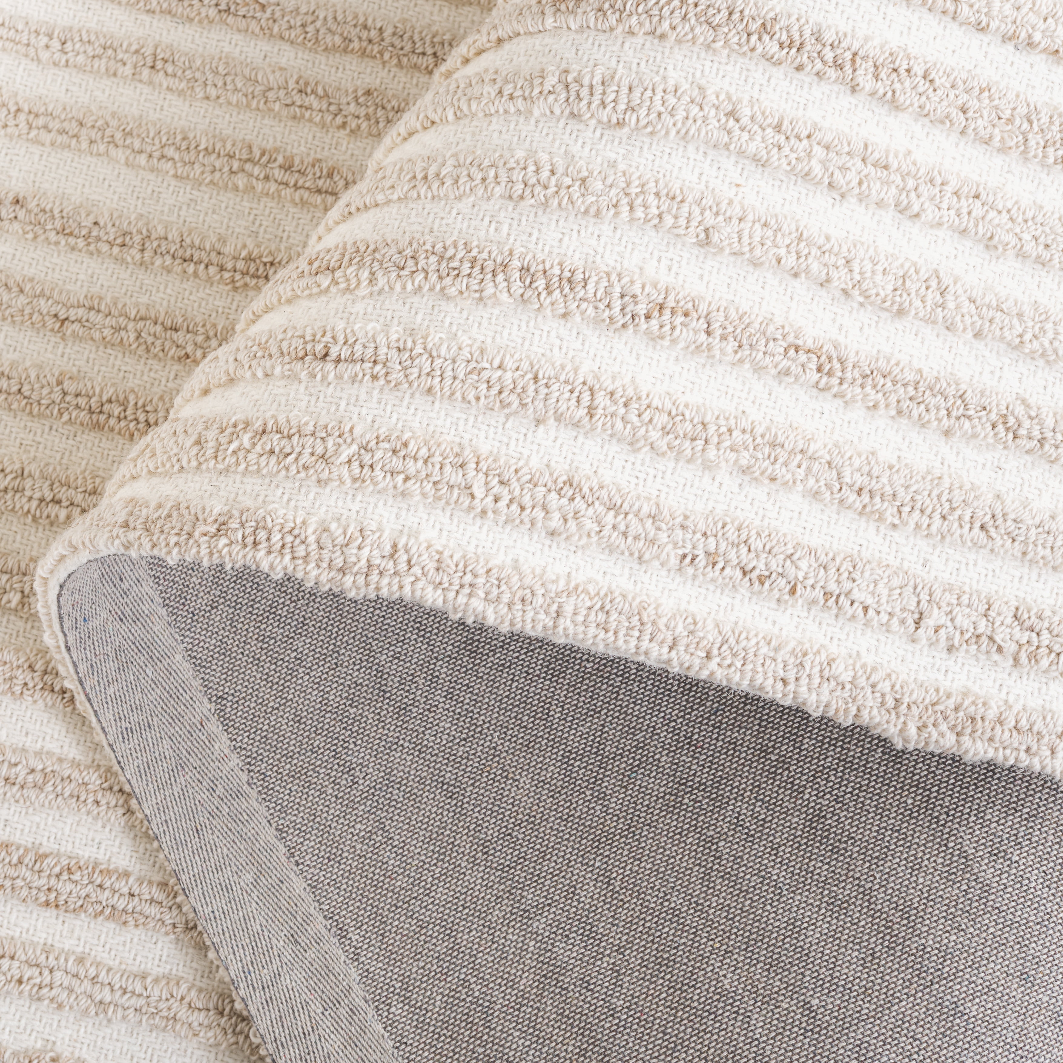 SAFAVIEH Southampton Austen Geometric Runner Rug, Beige/Ivory, 2'3" x 8'