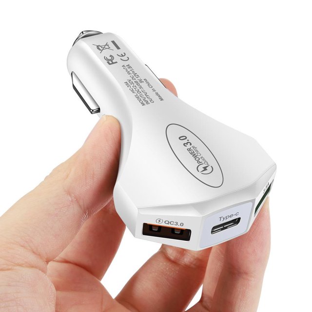 Chargeur de Voiture Rapide USB 3 Ports Adaptateur Type C pour Android Sa