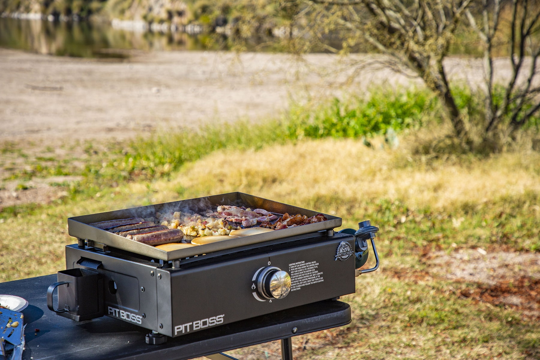 Pit Boss 2 Burner Portable Gas Griddle, Lightweight and portable Cast Iron  Griddle 