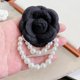 thumbnail image 1 of Broche de tela Flor de Camelia borla de perlas broches de moda hechos a mano coreanos accesorios clásicos para cuello de camisa para mujer, 1 of 5