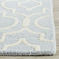 thumbnail image 2 of Safavieh Cambridge 4' X 6' Hand Tufted Wool Rug, 2 of 10
