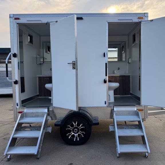 Goeasy Vehicle 2 Station White Luxury Bathroom Trailer