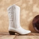 thumbnail image 2 of Bota DREAM PAIRS DWUWMB2501 Blanca de Media Caña para Mujer, 2 of 7