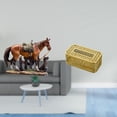 thumbnail image 2 of Soporte para pañuelos con escultura ecuestre de resina. Figura artística de caballo, adorno de escritorio para el hogar, la oficina, la sala de estar, 2 of 8