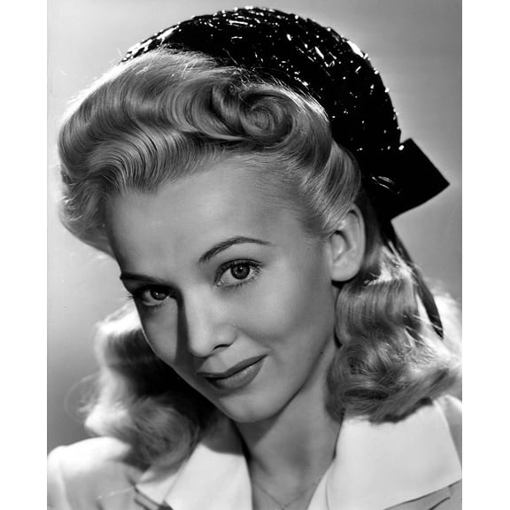 Wall Art Impressions 20x25in Photographic Print PosterCarole Landis - Cadet Girl Movie Vintage Photos of Celebrities