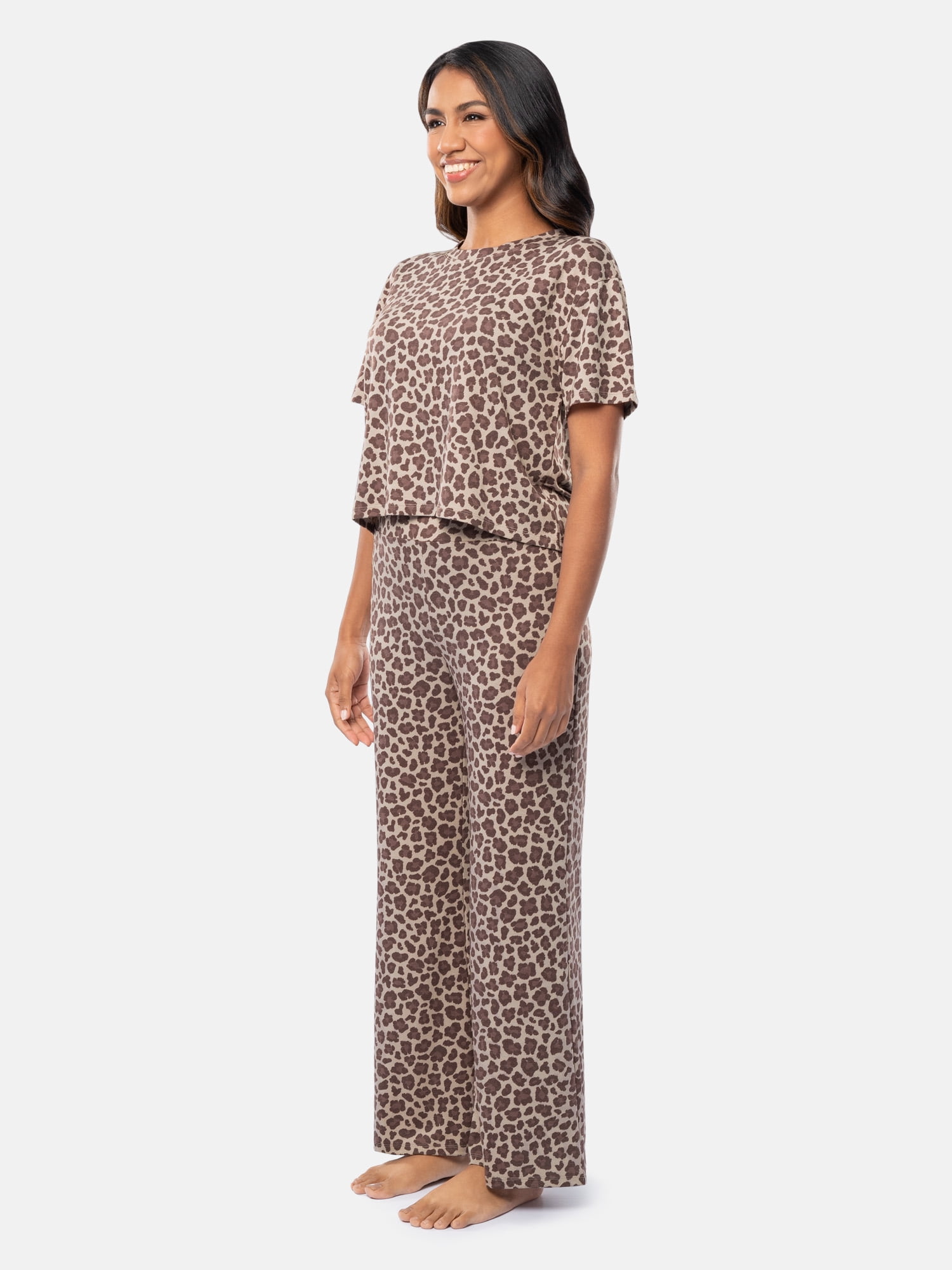 Fruit of the Loom Women's Breathable Short Sleeve Top and Pant Pajama Set, Sizes S-4X