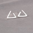 thumbnail image 1 of S925 Pendientes de plata esterlina Pendientes de uñas Diseño Hoja Ciruela Trébol / Estrella / Luna / Corazón / Estrella Mini Ear Stud Lady, 1 of 4