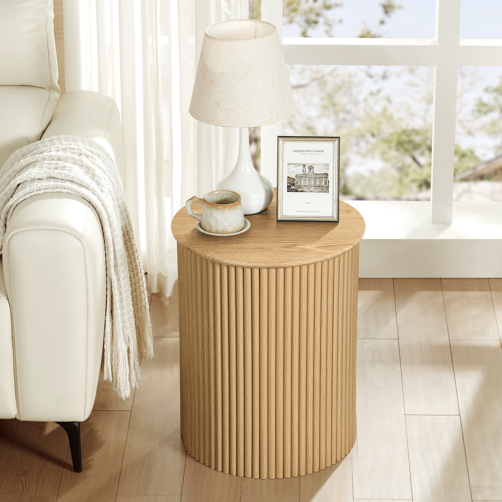 YOCWO Small Round End table for Living Room with fluted Design, Circle Bedside Table for Bedroom, Natural