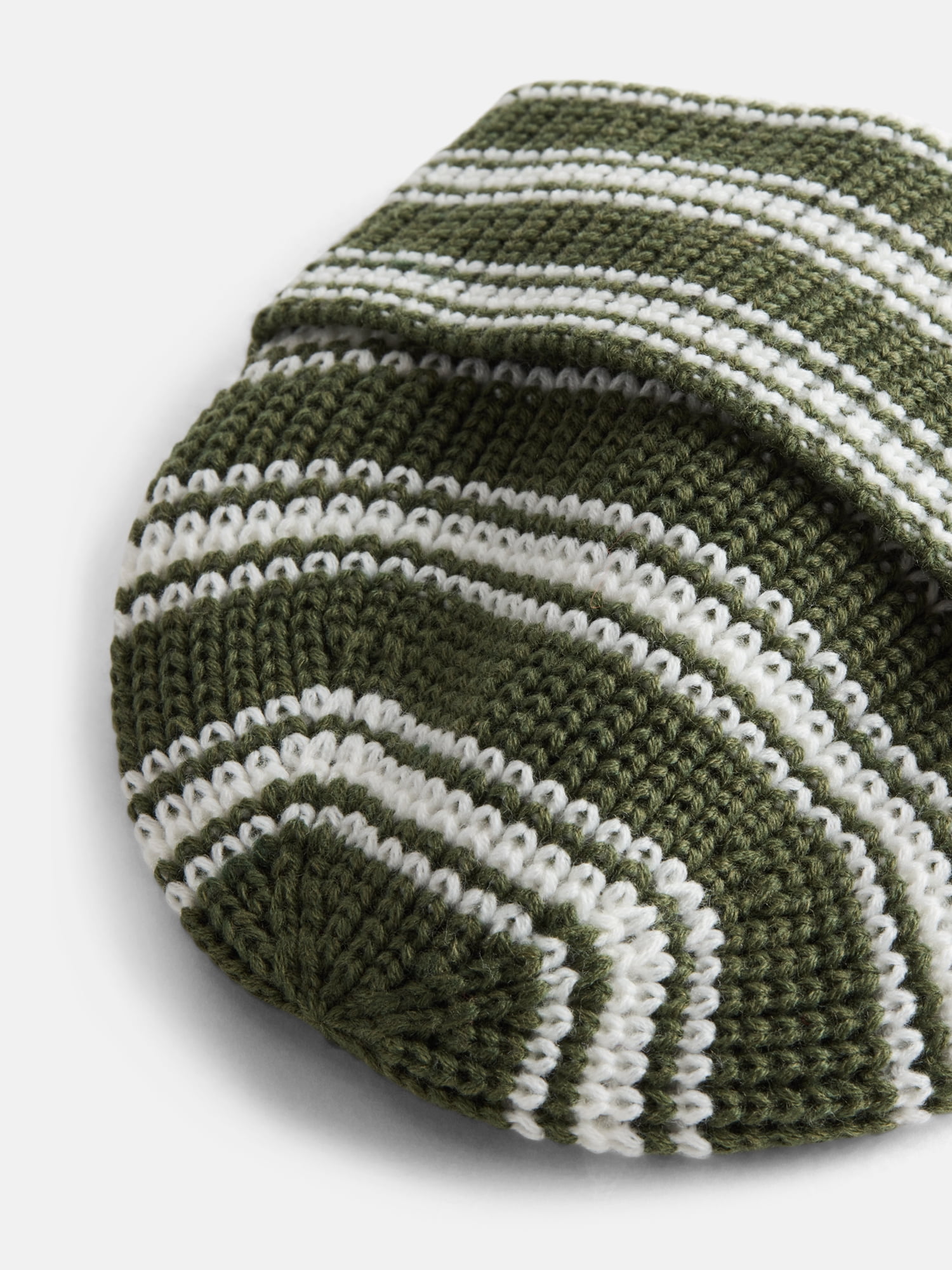 No Boundaries Women's Ribbed Knit Striped Beanie