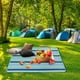 thumbnail image 3 of Xihbxyly Manta de Picnic para Exteriores, Diseño Impermeable y Antiarena, Construcción Gruesa de 3 Capas, Esencial para Acampar En La Playa, Fácil de Limpiar, Tamaño Grande (150 X 100 Cm), Asa de Tra, 3 of 5