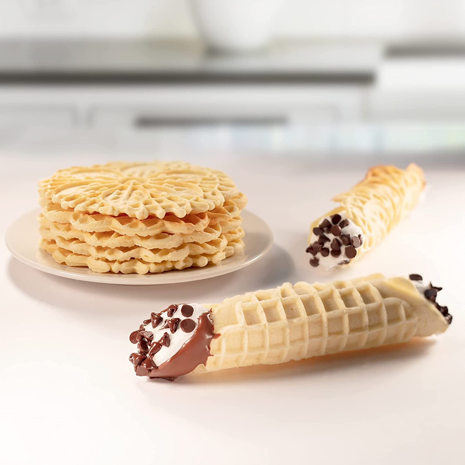 Pizzelle Maker - Non-stick Electric Pizzelle Baker Press Makes Two 5-Inch  Cookies at Once- Recipe Guide Included- Fun Party Dessert Treat Making Made