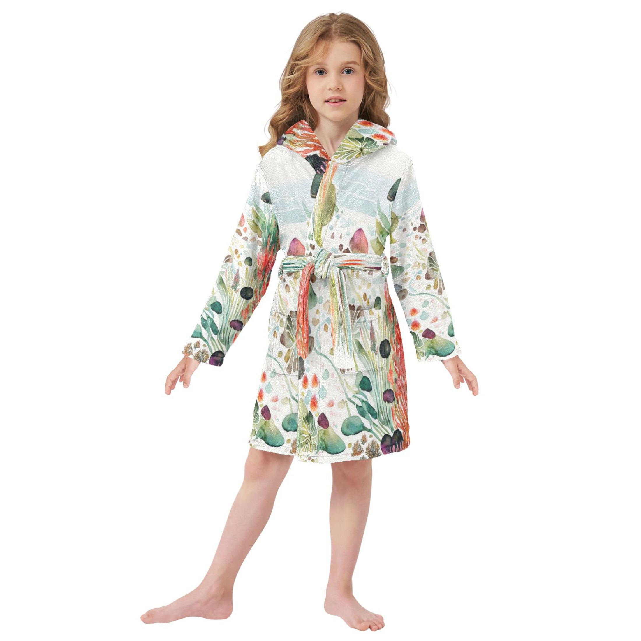 RMDQTR Hooded Fleece Bathrobe with Removable Belt and Pockets Soft and Absorbent for Home, Pool, Beach, Halloween, and Christmas Wear Pondside Chandelier Fusang