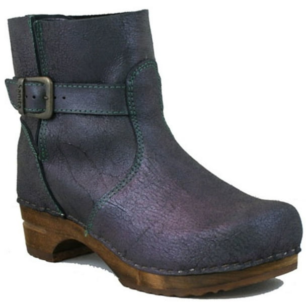 sanita stiefel sale