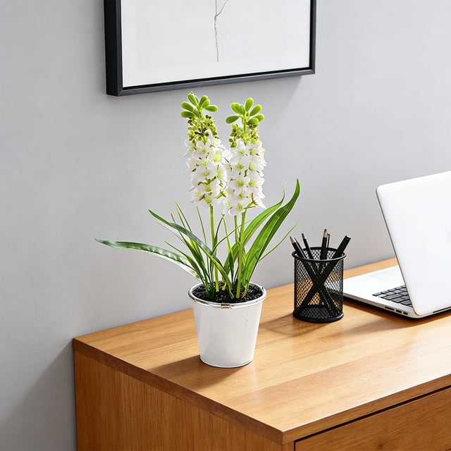 Hyacinth Bonsai Plastic Potted Plants Simulated Silk Flower Lifelike Home Decoration Suitable For Desktop Office And Wedding Centerpiece Decoration