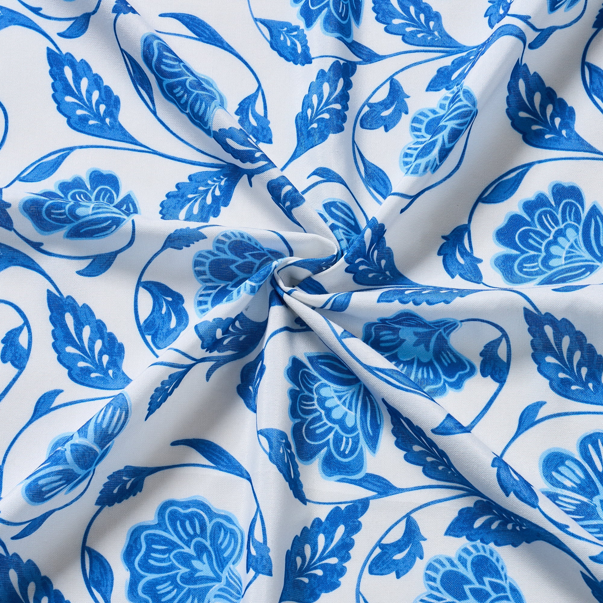 Mainstays by Becky G. & Alejandra Fabric Tablecloth, Blue Floral, 60" x 102"
