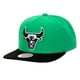 thumbnail image 1 of Gorra Snapback Mitchell & Ness Chicago Bulls JS190791 Verde, 1 of 3