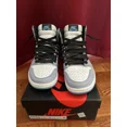 thumbnail image 3 of Size 9 - Jo r-dan 1 Retro OG High University Blue Used, 3 of 6