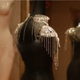 thumbnail image 4 of Collar nupcial de hombro Sunnimix Cristal Elegante Novia Estilo 1, 4 of 8