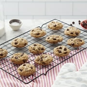 Wilton Premium Rectangular Cooling Grid Rack Checkered Grid 16 Length x 10 Width, Packaging May Vary