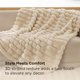 thumbnail image 3 of Manta Bedsure de piel sintética, color beige, 127 x 178 cm, cálida, 3 of 9