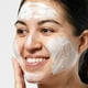 thumbnail image 3 of Exfoliante facial Clinique, 7 días al día, suave, 250 ml, para toda la piel, 3 of 4