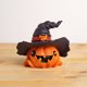 thumbnail image 4 of Adorno de resina imaginativo de calabaza fantasma bruja de Halloween, 4 of 6