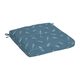 tufted wicker ditsy arden