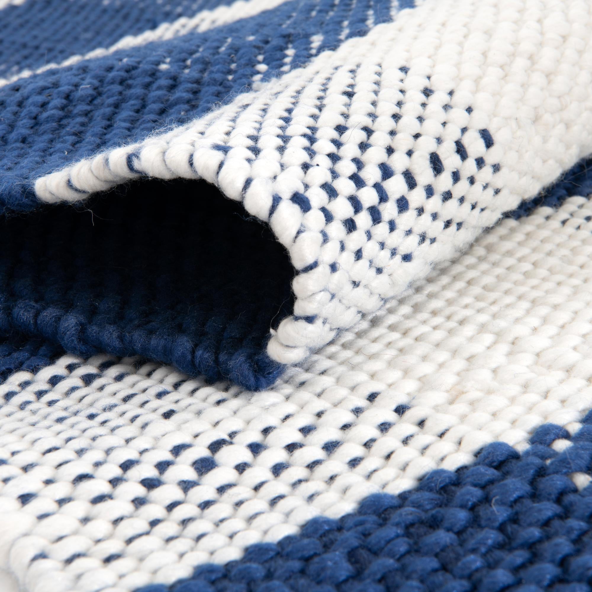Unique Loom Eco Plaid Indoor Outdoor Washable Collection Area Rug - Balmoral (4' 1" x 6' 1" Rectangle Navy Blue/Ivory)
