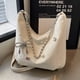 thumbnail image 2 of Bolso versátil de gran capacidad para mujer, nuevo bolso de hombro con cadena de ocio a la moda 2024, bolso de mensajero sencillo para viajeros, 2 of 5