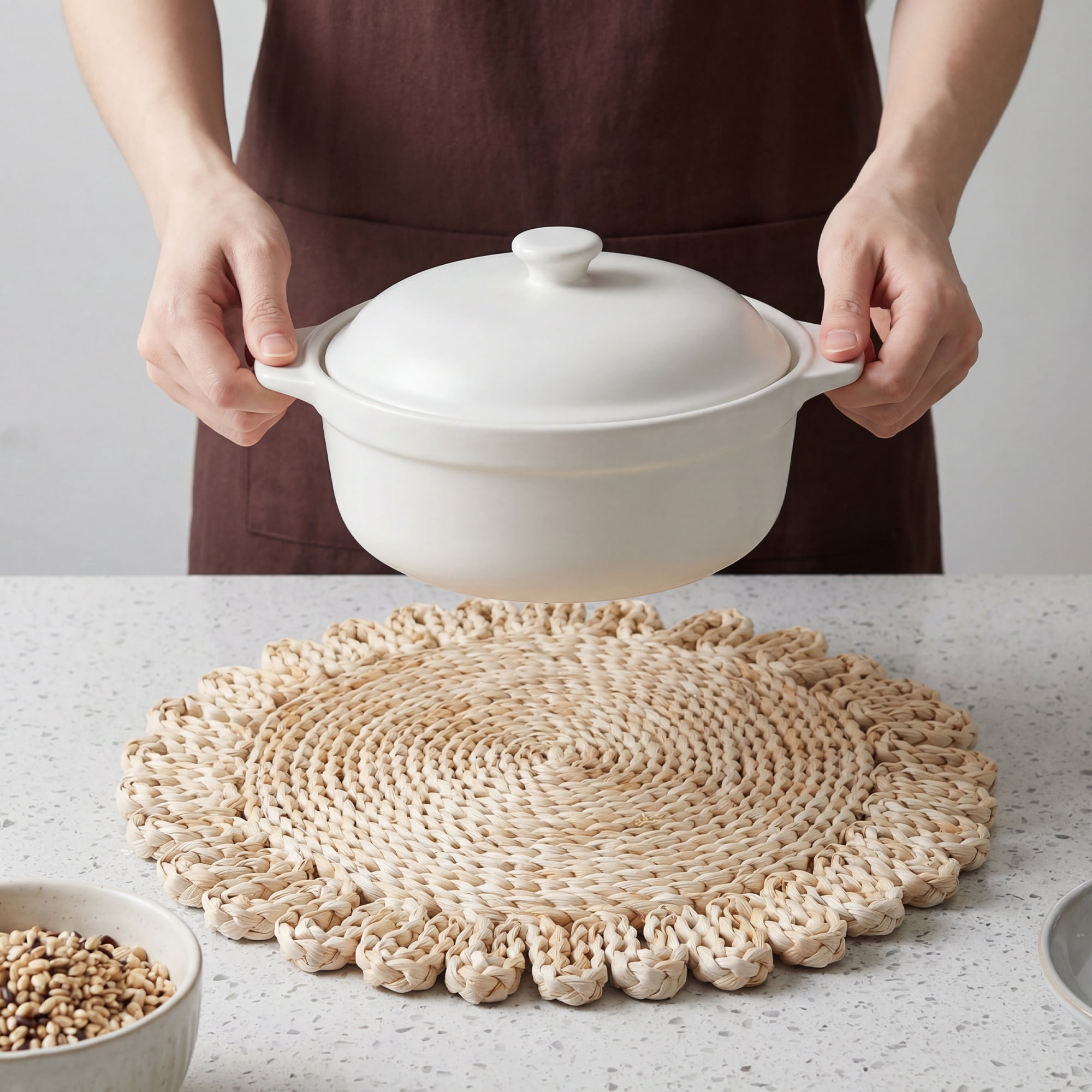 Unique Bargains 4pcs Round Placemats Oatmeal Ash 15"x15"