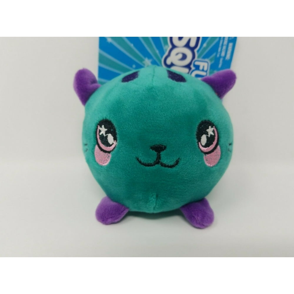 squeaking mouse cat toy