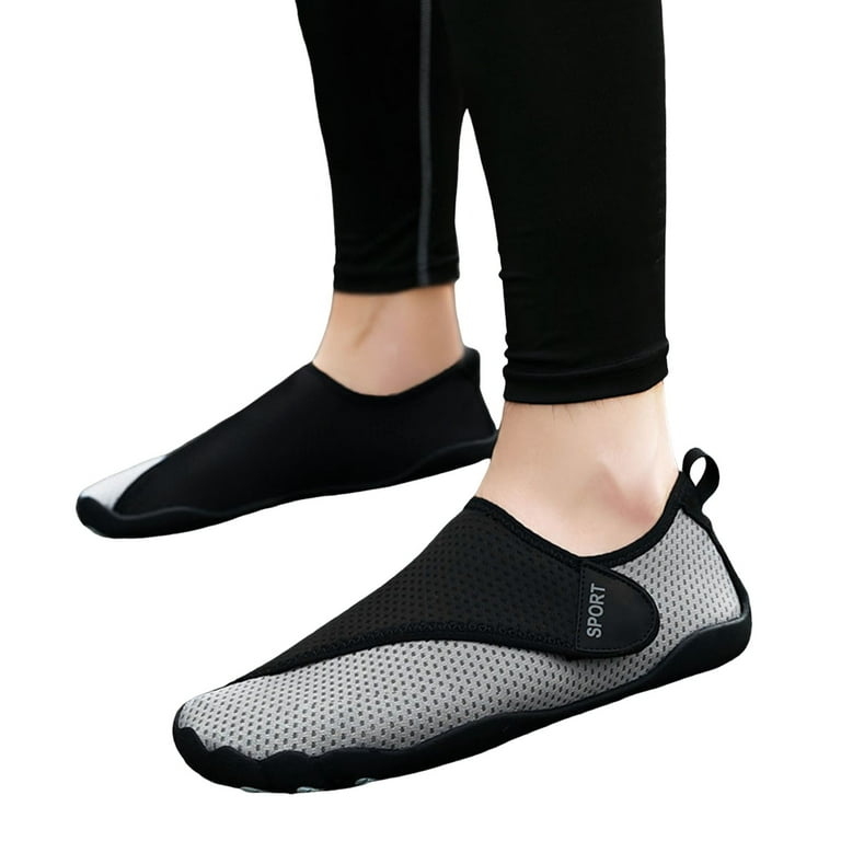 dress five finger shoes Vibram Toe | Fingers Running Shoes and packed small for beach days styling my Vibram five fingers