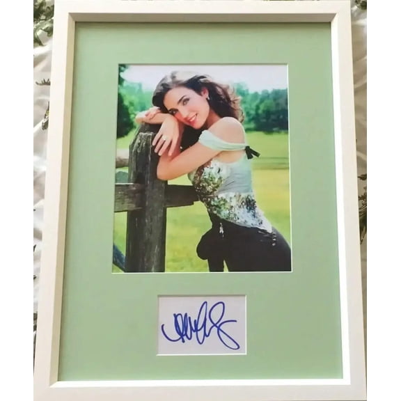 Jennifer Connelly autograph framed with sexy 8x10 photo JSA