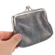 thumbnail image 5 of unbranded Cartera De Cambio Con Kiss Lock Retro Para Eventos Y Uso Casual, 5 of 8