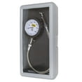 thumbnail image 2 of AutoMeter Manomètre de Pression des Pneus 2160 Chrome Traditionnel; Cadran Analogique Blanc de 2-1/2 Pouces; Tuyau de 14 Pouces; 0-60 Livres par Pouce Carré PSI; avec Protecteur de Manomètre en Caoutchouc et Étui de Rangement, 2 of 4