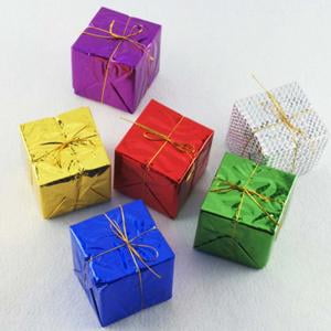 Fancyleo Christmas 12 Pcs Mini gift box Christmas tree New Year decoration decoration Christmas ornaments