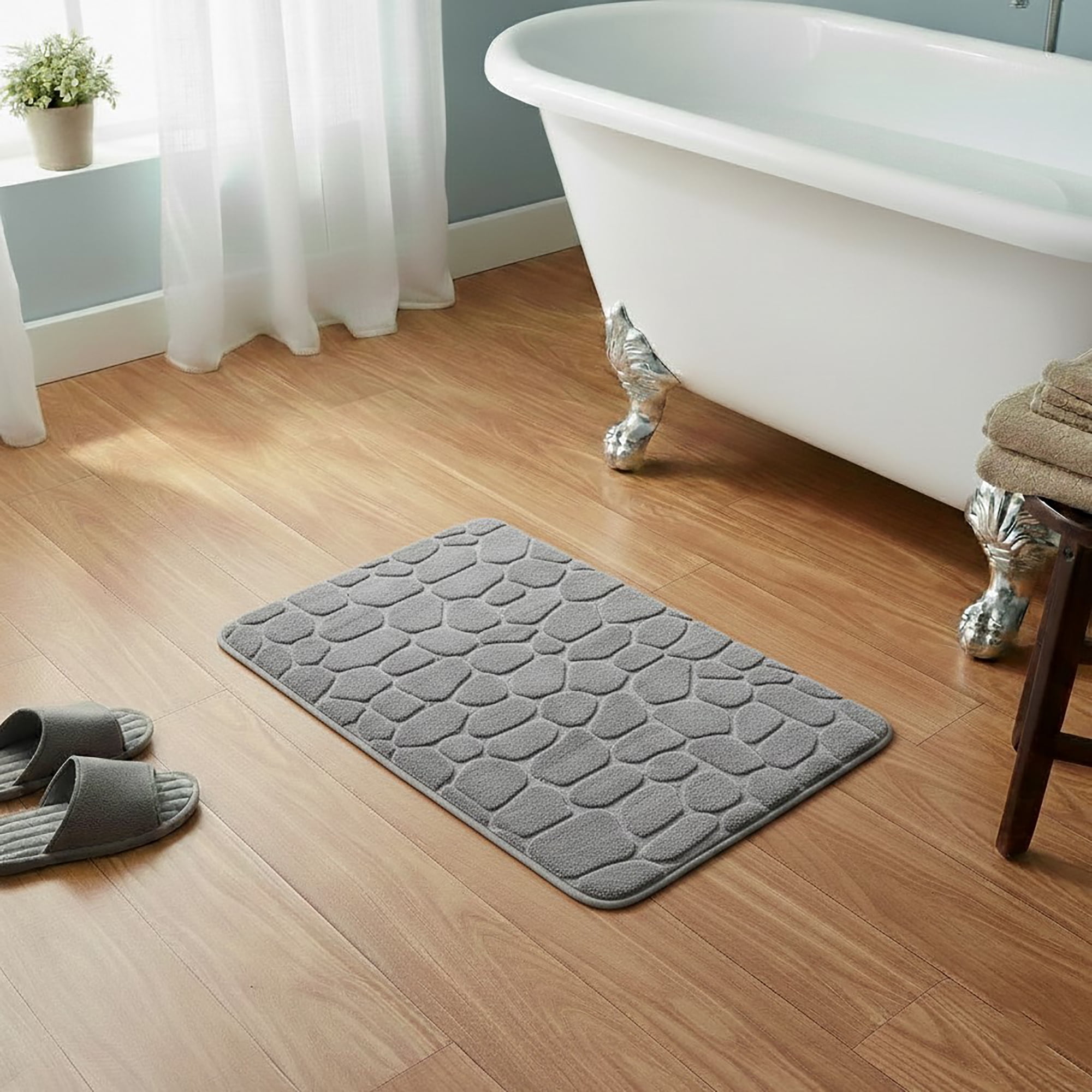 Evideco French Home Goods Pebbles Pebble Design Light Gray 100% Polyester Microfiber Bath Rugs 32 x 20 Non-Slip Backing