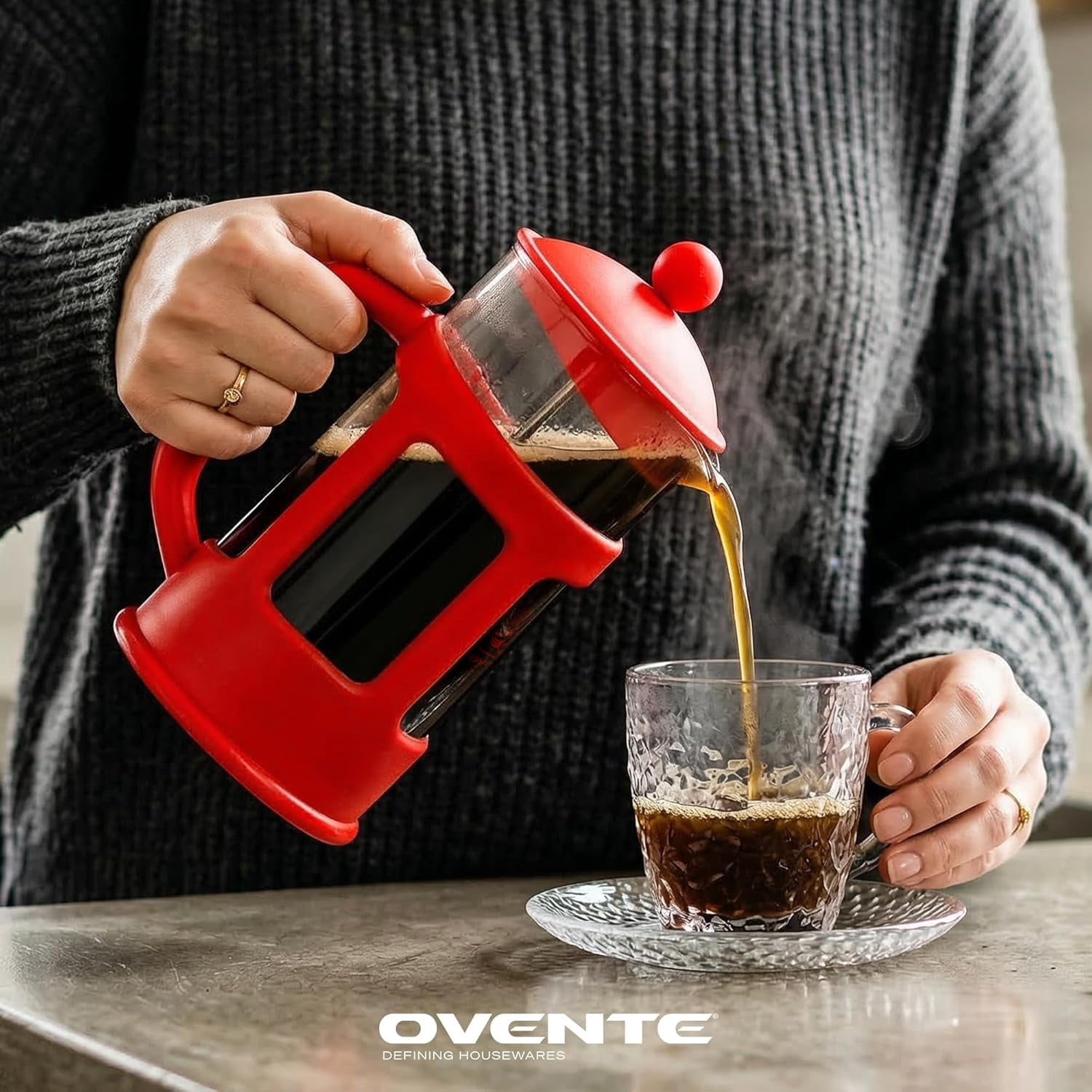 OVENTE French Press Coffee Maker 34 Ounce with Heat Resistant Borosilicate Glass & Stainless Steel 4-Level Filtration System, Portable Cold Brew Coffee Maker for Travel, Camping or Gift, Red FPT34R