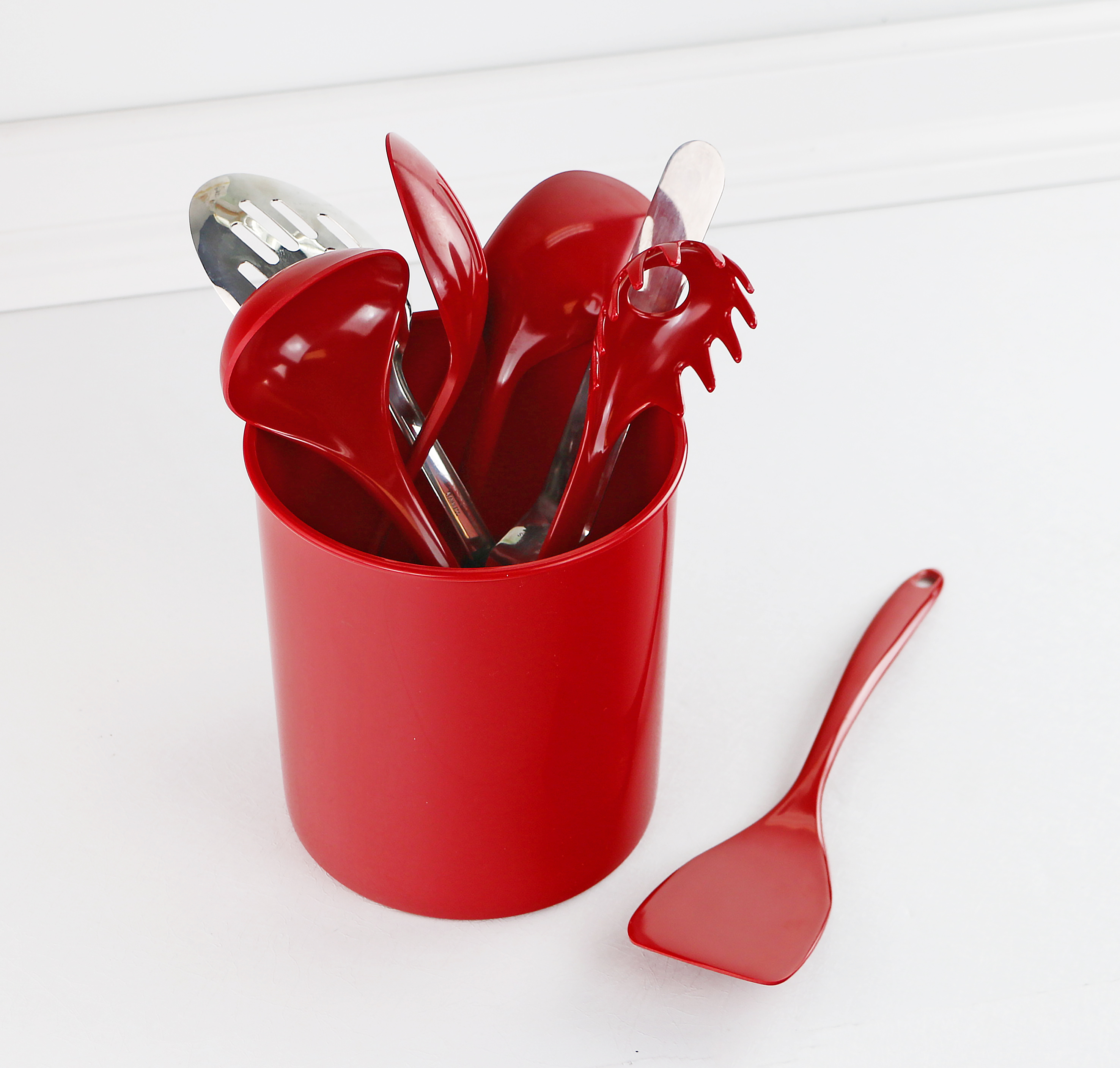 Durable Plastic Countertop Extra Large Utensil Crock/Holder, Red
