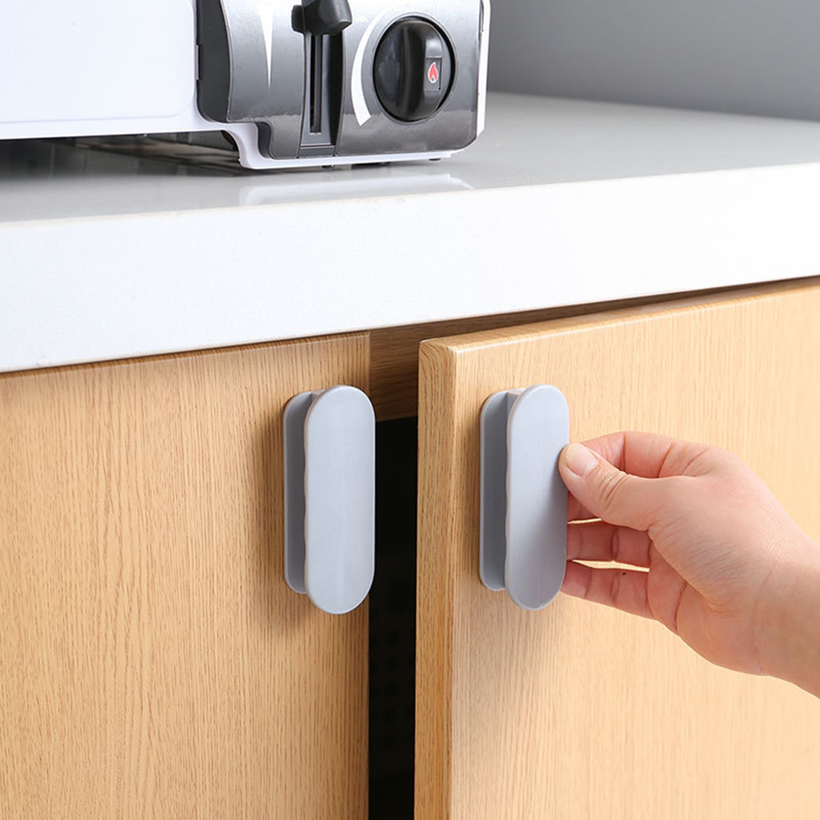 4-pack Round Self-Stick Instant Cabinet Drawer Handle Helper Auxiliary Handle Sticker Convenient Opening  Stick-on Handles for Kitchen Cabinet Drawer Window Sliding Door Wardrobe